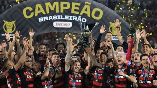 Фламенго спечели титлата в Бразилия (видео)