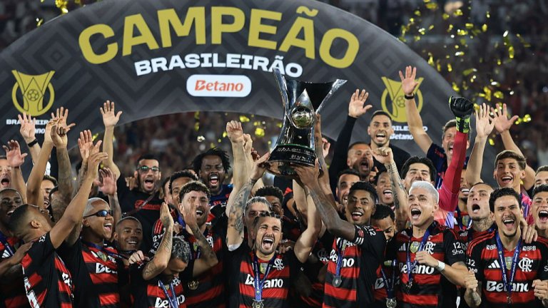 Фламенго спечели титлата в Бразилия (видео)