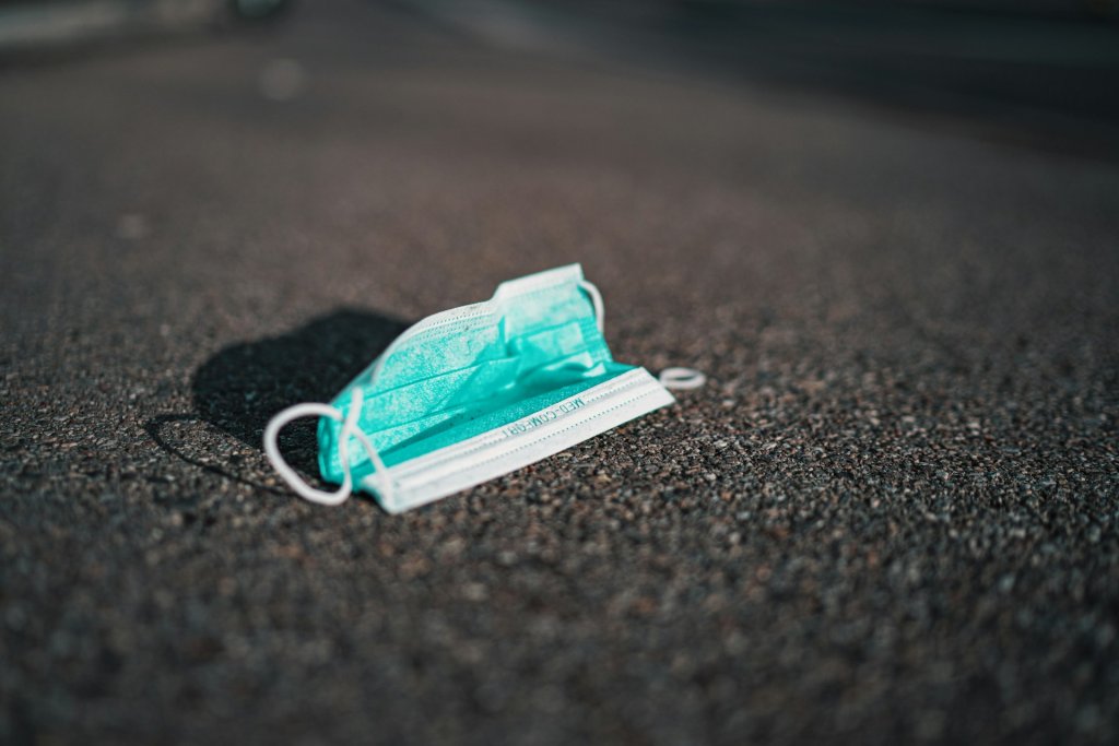 claudio-schwarz-Zh-btVpBcdw-unsplash