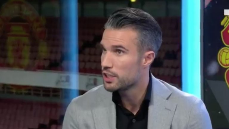 Ван Перси бе гост анализатор в студиота на BT Sport заедно с бившия капитан на Юнайтед Рио Фърдинанд.