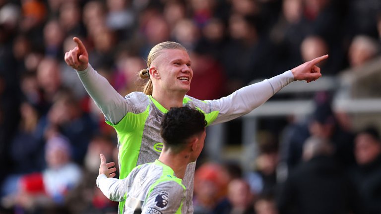 Сити разби Палас и продължава гонитбата с Арсенал