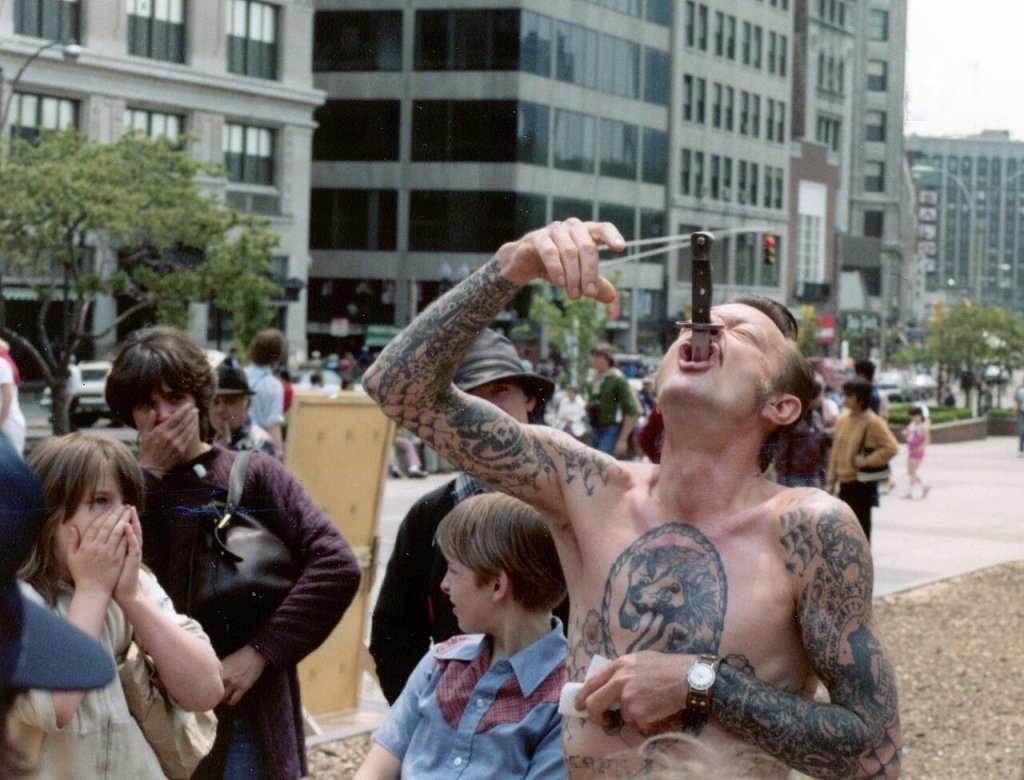 Sword swallower