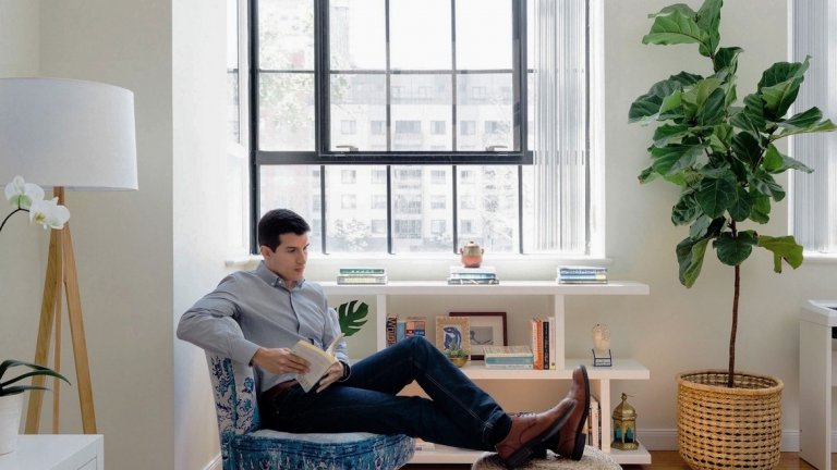 Днес Салинас е практикуващ невролог в медицинския факултет на Харвард и общата болница на Масачузетс. За него е по-лесно да говори за изживяванията си след по-сериозните научни изследвания в тази насока.