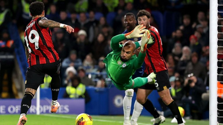 Челси се издъни като за последно през тази година