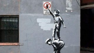 Банкси представи първия от серия графити по улиците на Ню Йорк