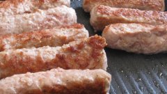 Фирми фантоми са внесли в Гърция  конско месо във вид на замразена кайма от България, обозначена като говежда