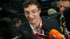 Той спечели гласуването срещу Борислав Гуцанов още на първи тур с 416 гласа