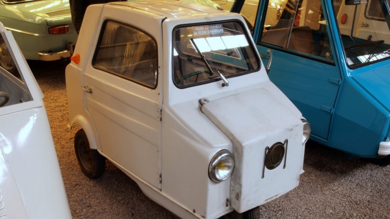 ACOMA Mini Comtesse дори не изисква шофьорска книжка