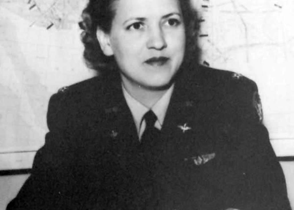 Jacqueline_Cochran_1943