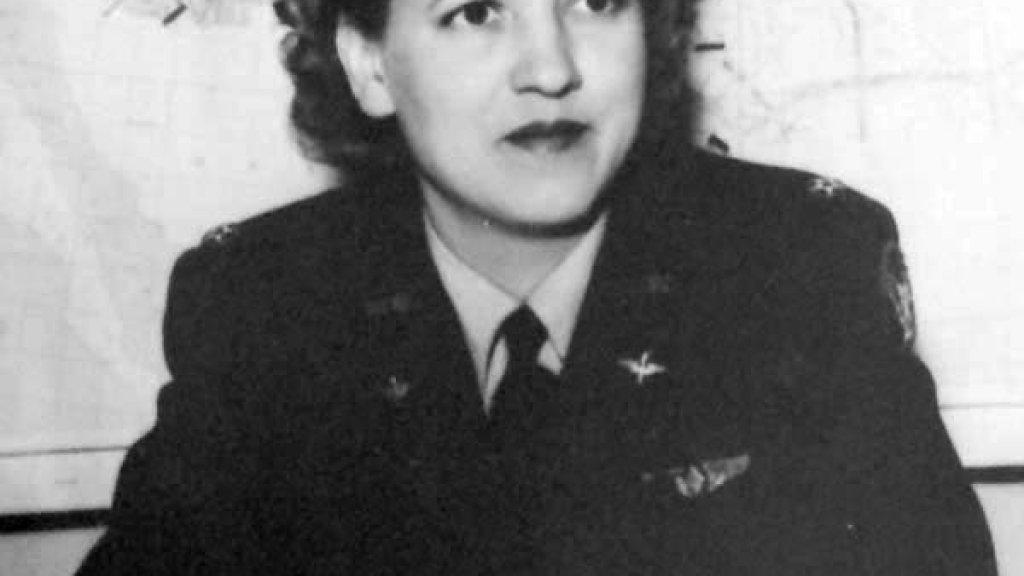 Jacqueline_Cochran_1943