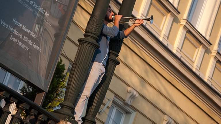 Ден 33. Стената падна