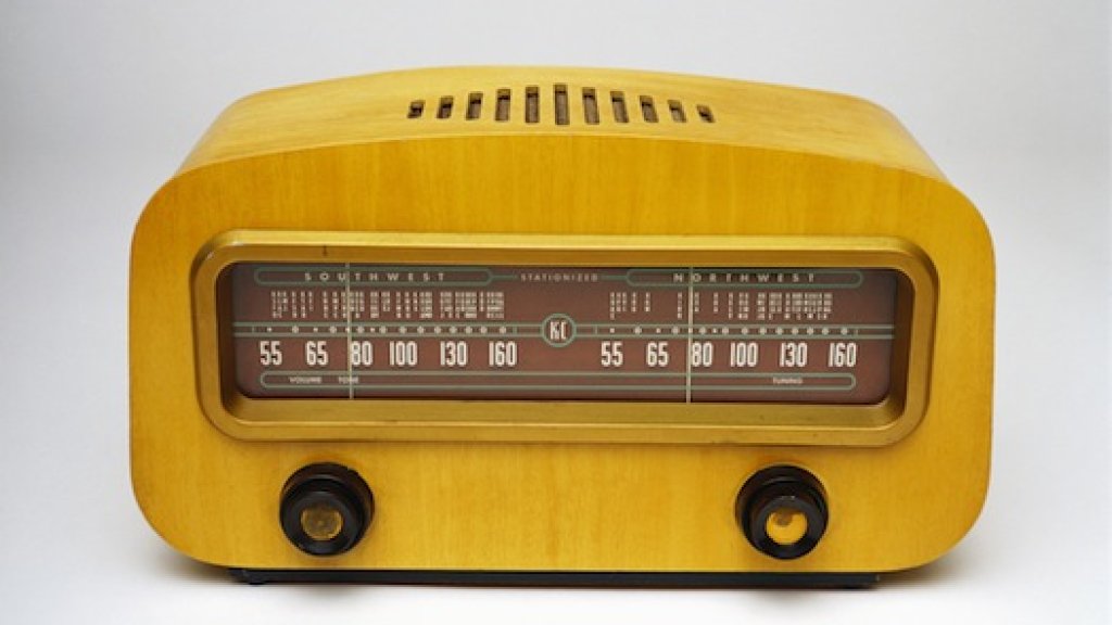 Vintage Wooden Radio