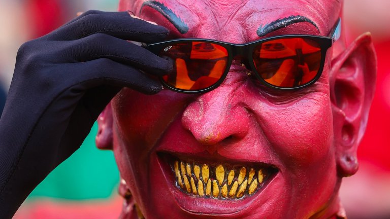 Електромобили, смърт по време на лов и футбол: Защо прякорът на Белгия е "червените дяволи"