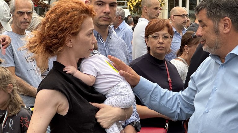 "Свобода за Варна - свобода за Благо" - нов протест се провежда в центъра на София