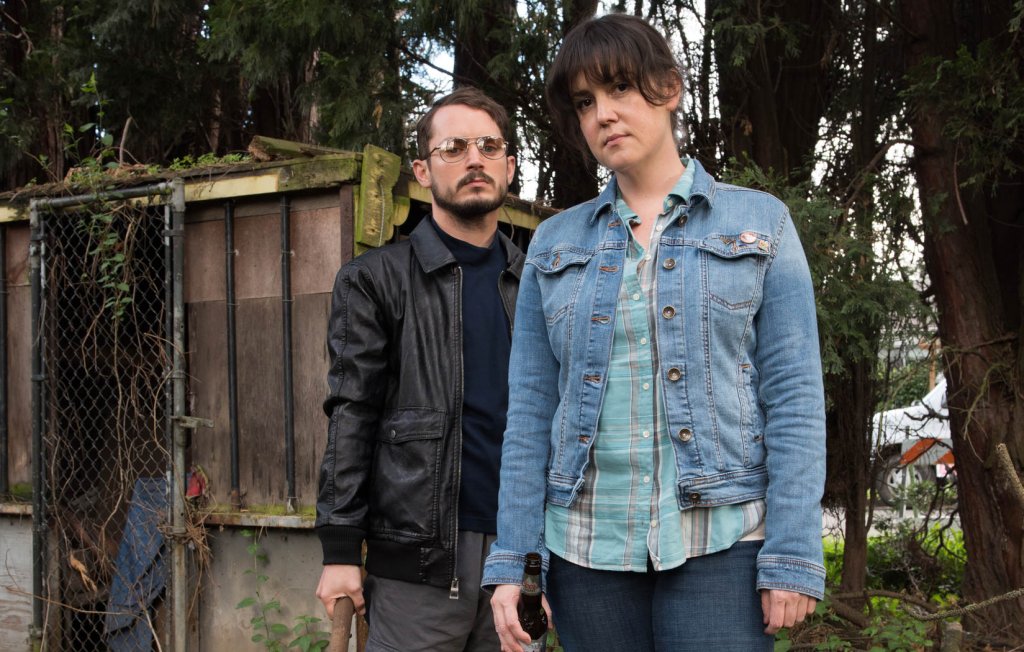 "I Don’t Feel at Home in This World Anymore"
Рут е почти на ръба на нервна криза след като домът й е ограбен. След като осъзнава, че полицията няма да й помогне, тя се сприятелява с Тони, който й помага да събере откраднатите си вещи. Комедията с кри