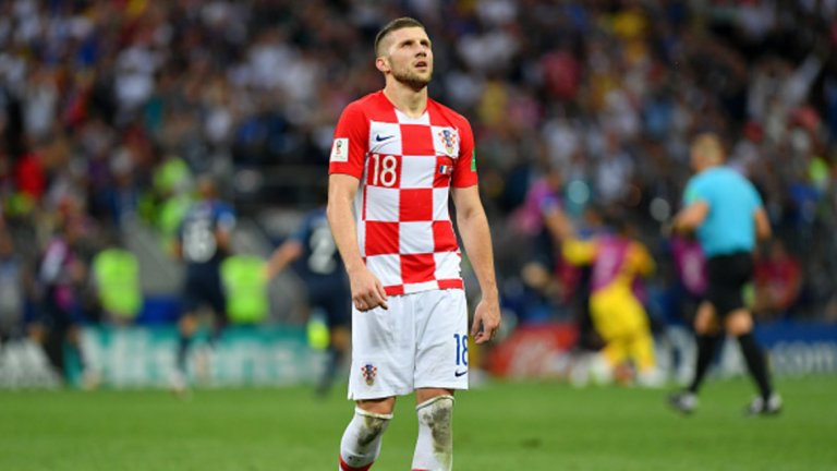 Анте Ребич (Хърватия)
Отчете се с неуморна работа по време на първенството. Крилото на Айнтрахт направи силен сезон в Германия, а представянето му на Мондиал 2018 беше забележително. Говори се, че редица клубове от Висшата лига искат да го привлекат за следващия сезон.