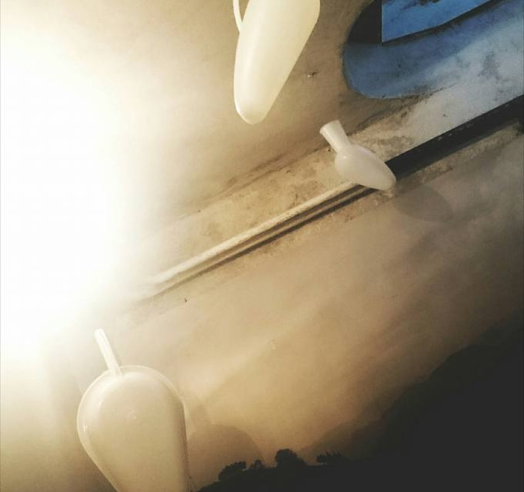 Предметите в инсталацията към радиопиесата не се използват по предназначение