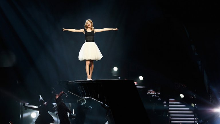 Тейлър Суифт - една любовна история