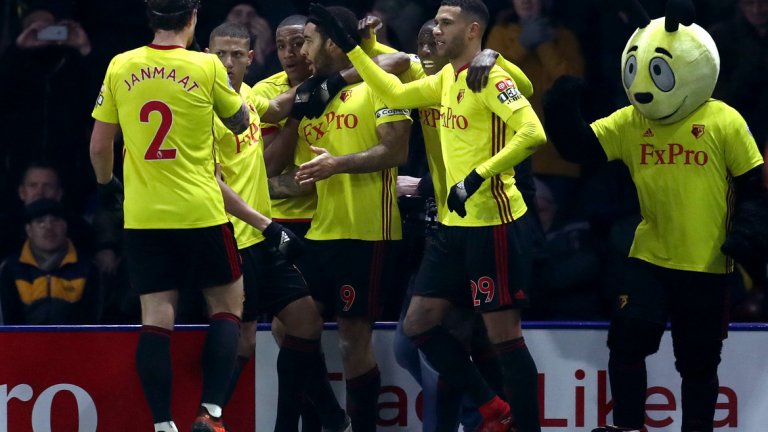 В последните минути домакините нанизаха три гола на рухналия Челси и вече са с 6 т. над зоната на изпадащите