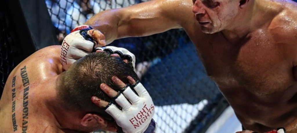 В следващите два рунда Императора изглеждаше по-добре и ги спечели