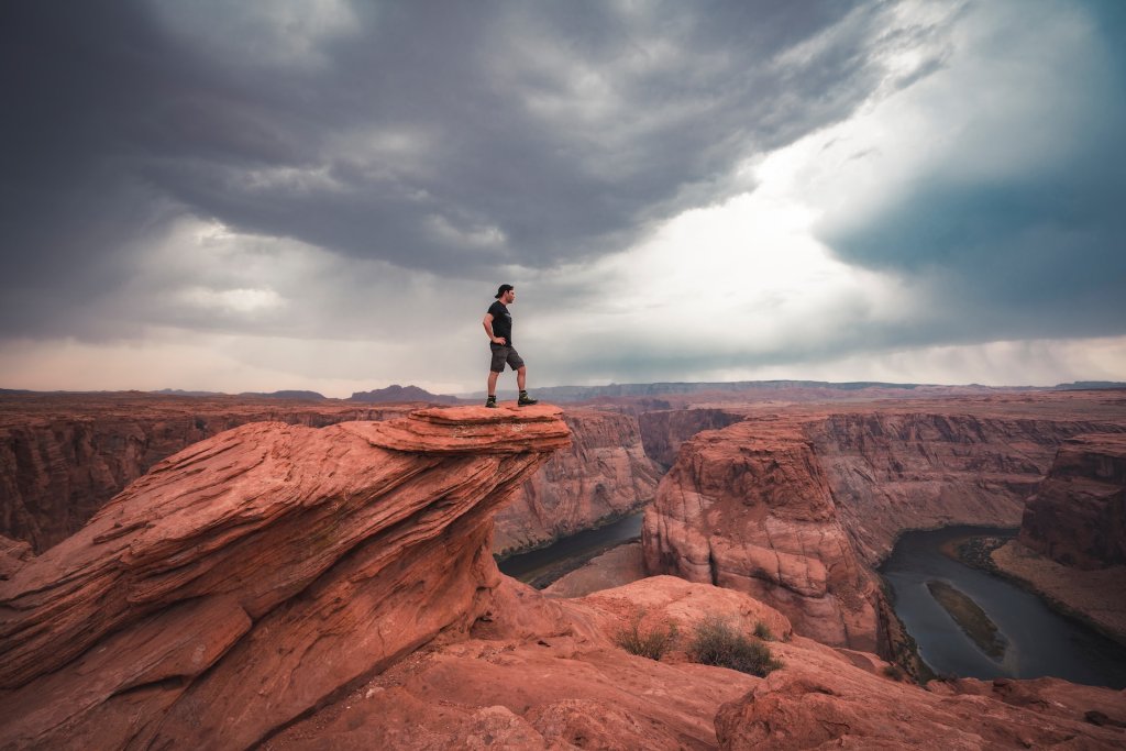 omer-salom-fBFND11TFzU-unsplash