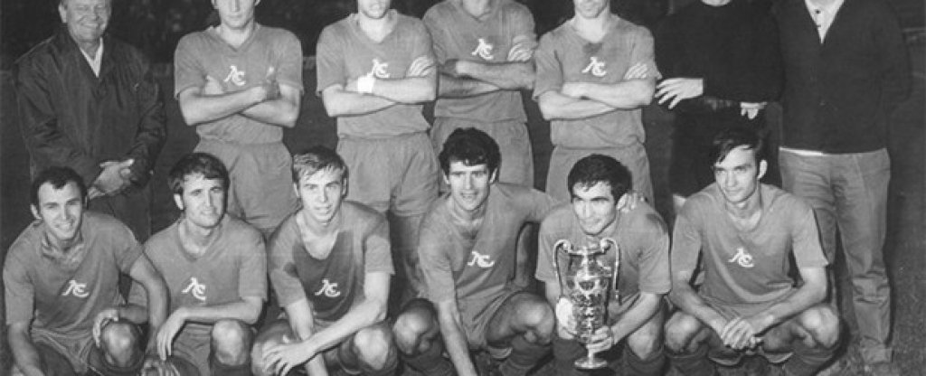 Левски - шампион за 1970-а. Тимът е много силен, но в Стара Загора печели точка с доста спорен гол в края. Тоест - печели 2, защото последвалите скандали носят служебна победа, а Берое е съсечен.