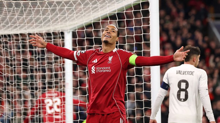 Ван Дайк и Рууни се "захапаха" в ефир