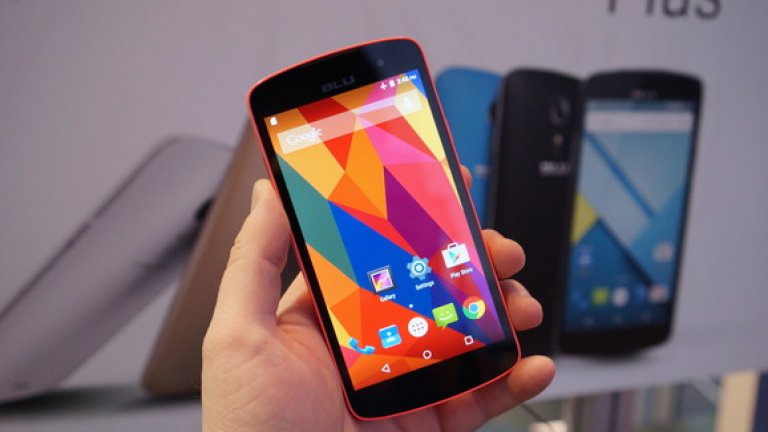 Blu Studio X Plus
Blu Studio X Plus (150 долара) има качество, което трудно ще откриете при селекцията на евтините телефони: наистина голям дисплей. 5.5-инчовият екран на X Plus го поставя в категорията на фаблетите, които обикновено изискват инвестиция над 200 долара. Но Moto G е за предпочитане като телефон: той е с по-приятен дизайн, по-добър софтуер и по-бърз процесор.