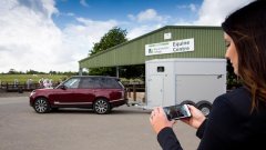 Новата система на Land Rover гарантира отлична видимост назад и минимални грижи при превозването на по-деликатни товари