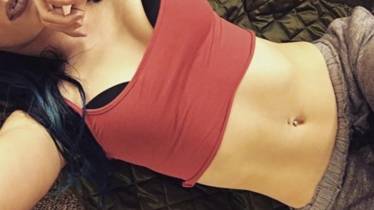 За феновете на Instagram – профилът й в социалната мрежа е realpaigewwe