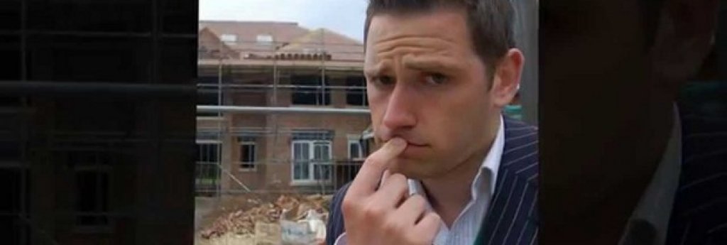 Кристиан Дигби
През 2010-та водещ на BBC и милионер Кристиан Дигби умира след автоеротично задушаване при сексуална игра.