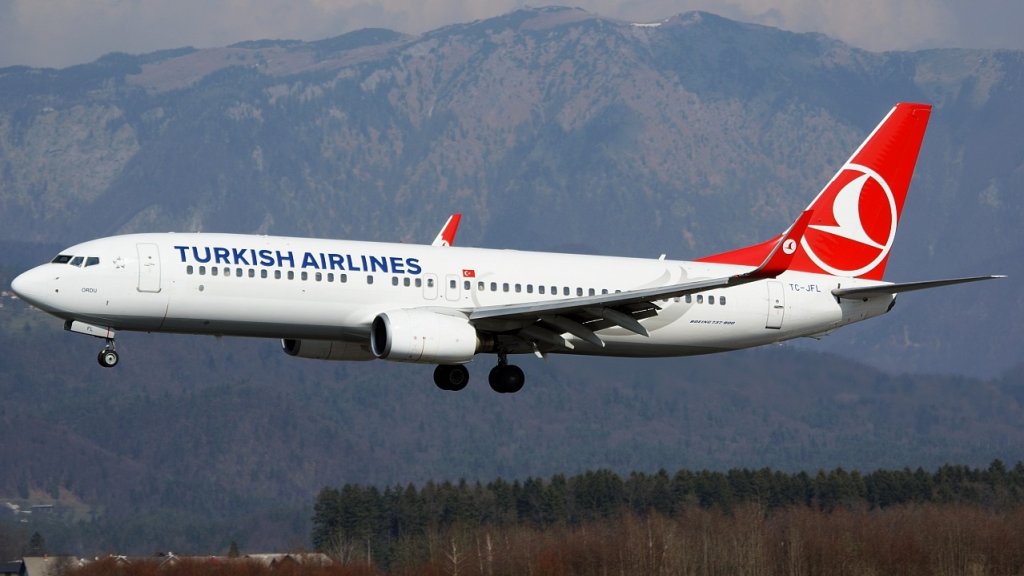 Turkish-Airlines-Boeing-737-800