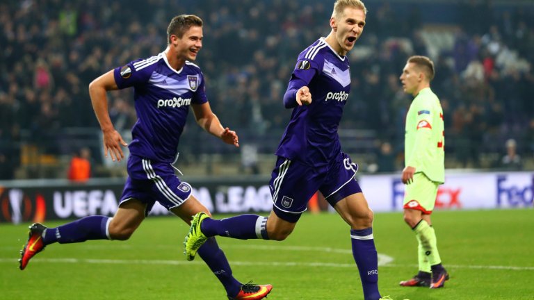 Лукаш Теодорчик (Андерлехт)
Голмайстор в елита на Белгия с 22 гола и общо 30 във всички турнири. Полякът е застрашителен централен нападател със солидни физически данни и изглежда подходящ за Висшата лига, а цената му е 12.5 млн. според Transfermarkt.