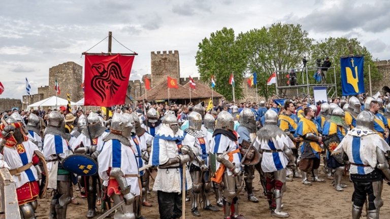 "Игра на тронове", но на живо: средновековните бойни мелета като спорт