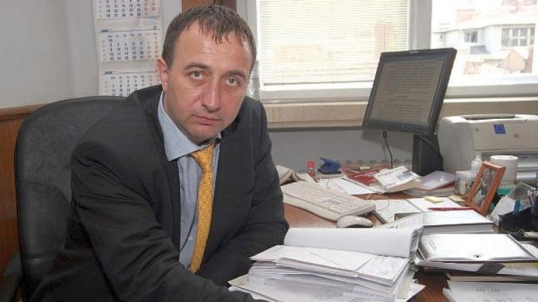 По-рано Роман Василев беше заместник-градски прокурор на столицата и част от екипа на Николай Кокинов