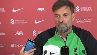 Клоп към журналист: Търси те зъболекарят, може да е важно