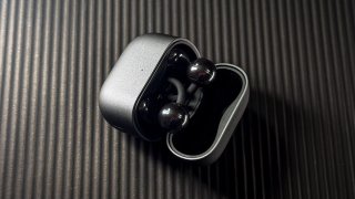 Слушалките с отворен дизайн могат да се носят цял ден и звучат наистина добре