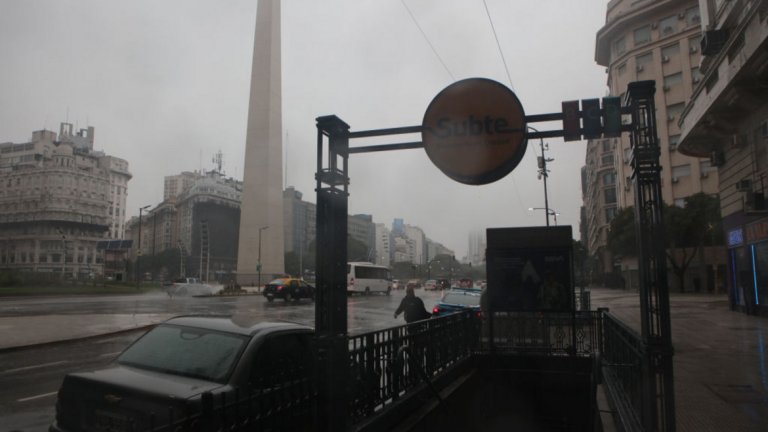 Аржентина и Уругвай останаха без електричество