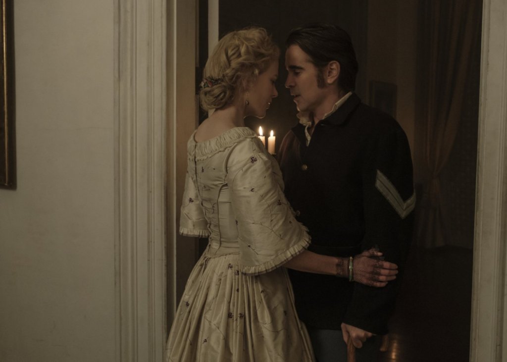 "The Beguiled" 
София Копола е втората жена, която печели Най-добър режисьор в Кан. Действието във филма се развива в девическо училище по време на Гражданската война в САЩ, където момичета приютяват ранен войник. И проблемите започват... 
По ки