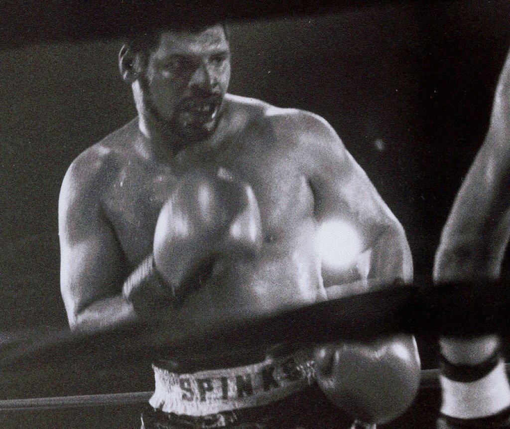 800px-Leon_Spinks_3