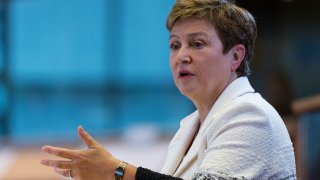 Споразумението на този етап включва политики, които трябва да се провеждат от правителството на Украйна за подкрепа на тригодишната програма, каза изпълнителният директор на МВФ Кристалина Георгиева