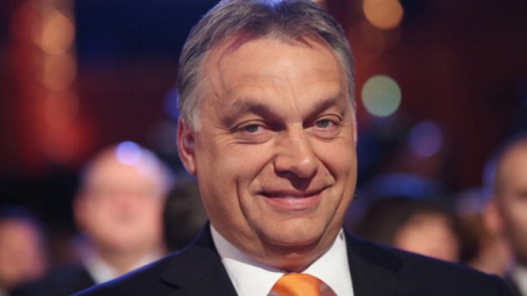 Правителството на Орбан не само се старае да ограничи достъпа до информация, но и безпардонно се държи с организации, което са критични към него