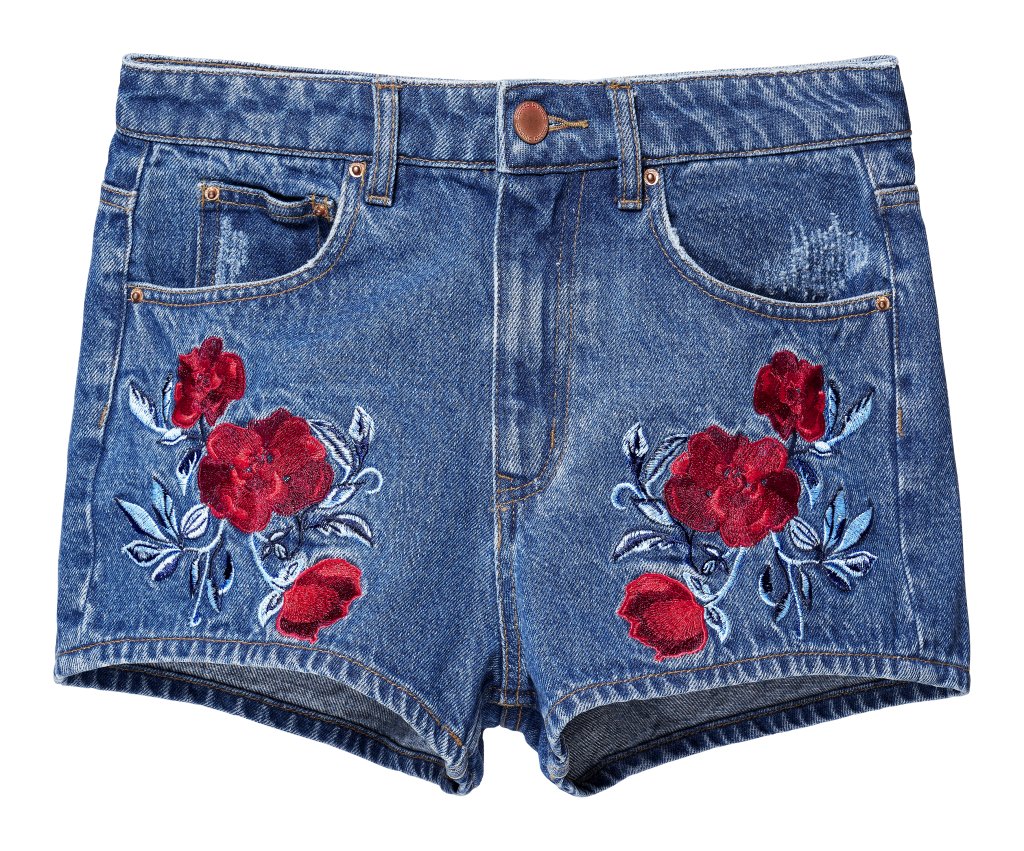H&M loves Coachella дънкови панталонки - 44,99 лв.