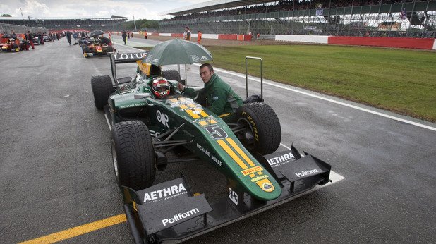Бианки има два сезона в сериите GP2, като и двата пъти завърши трети в крайното класиране
