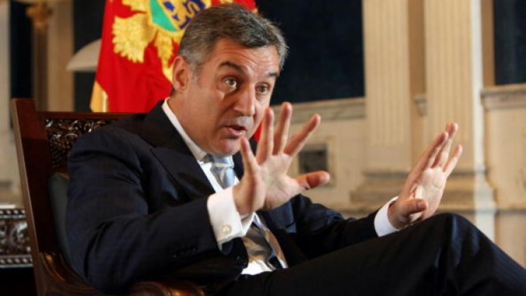 Мило Джуканович - дългогодишният премиер на Черна гора - е бил целта на пучистите