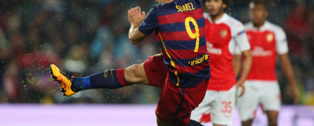 Феноменален гол на Луис Суарес успокои Барселона в минутите, в които Арсенал имаше надмощие при 1:1.