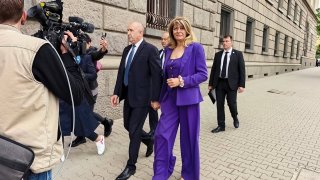 Защо няма да облека лилав костюм, когато стана премиерша