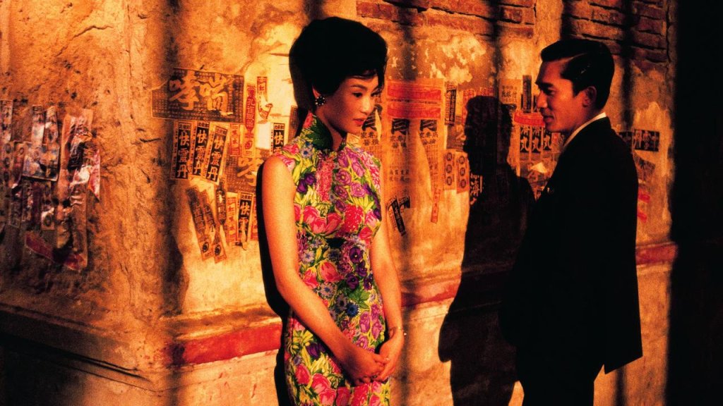 \"In the Mood for Love\" 
Забележително красив филм! Филмът разказва за мъж и жена, които разбират, че половинките им им изневеряват. Постепенно двамата развиват свой романс с доста добра игра и автентичен патос. 