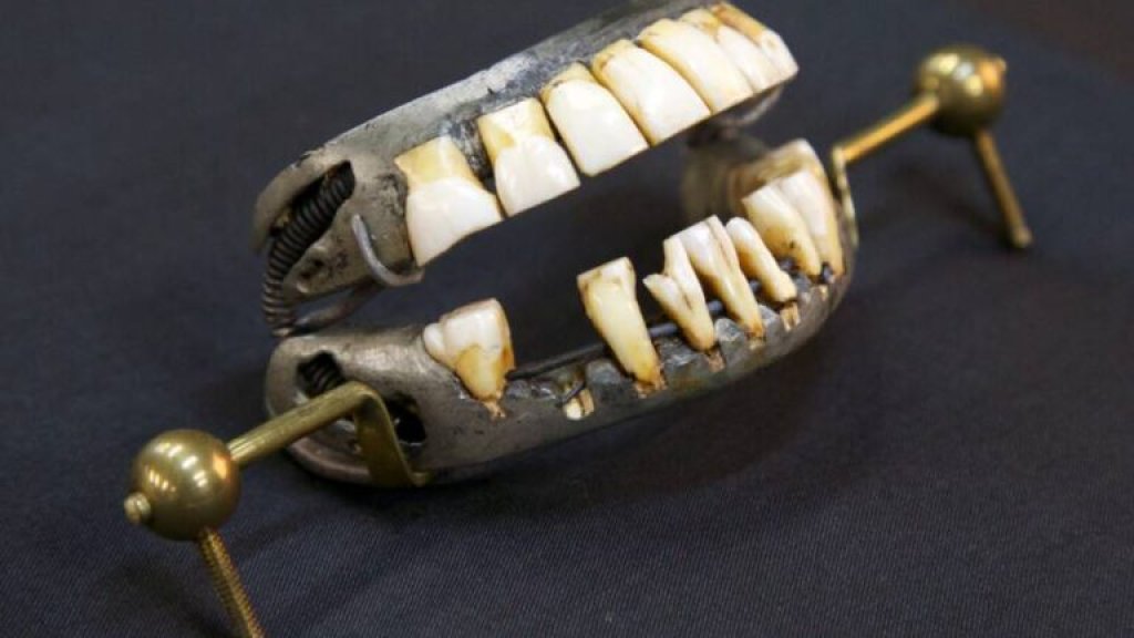 george-washington-teeth-768x512