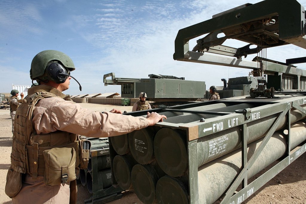 1280px-USMC-090301-M-0000S-006